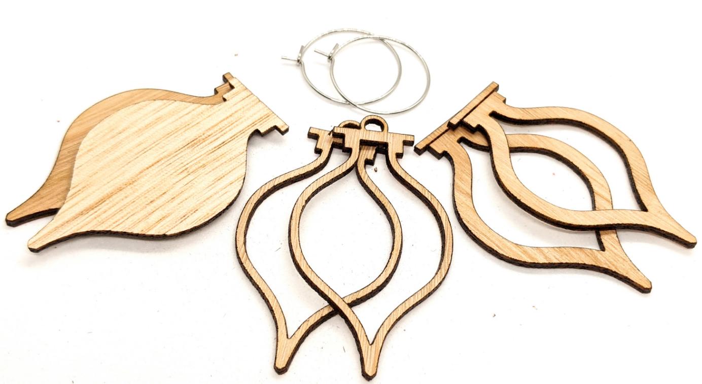 Christmas Bauble Patchwork earrings eucalypt kit contents