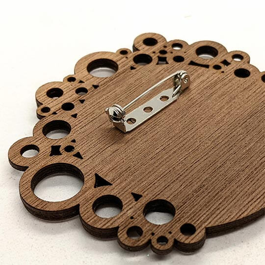 Patchwork Circle Brooch Kit Reverse view