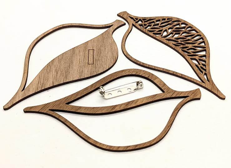 Patchwork Leaf Brooch- Kit Contents Walnut