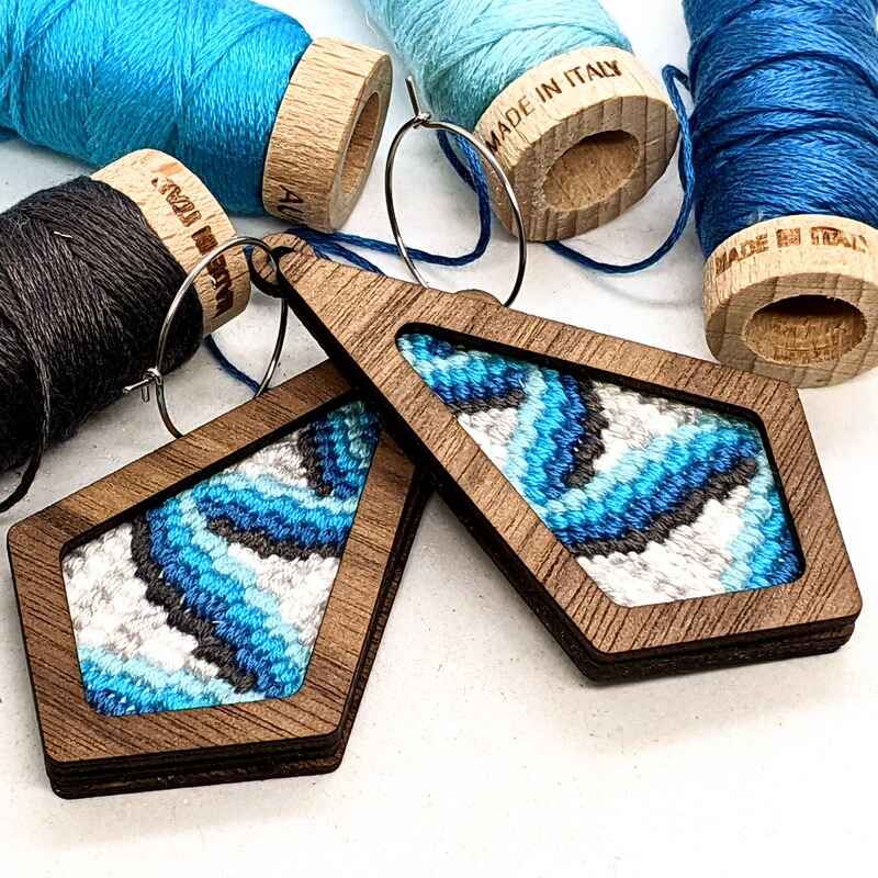 Pathways Bargello Needlework Earrings Kit  (Walnut)