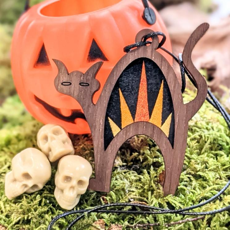 Patchwork halloween cat necklace