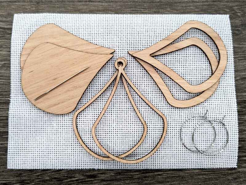 Kit content of Shimmer Eucalypt earrings kit