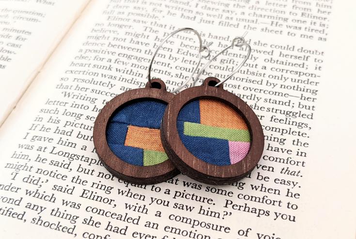 Walnut Strata patchwork necklace kit mins