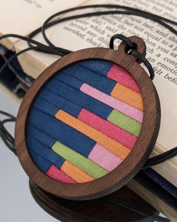 Walnut Strata patchwork necklace kit