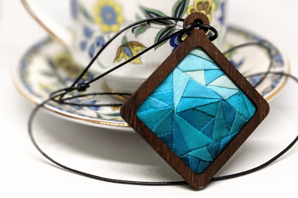 Walnut Flux Necklace Patcwork Kit